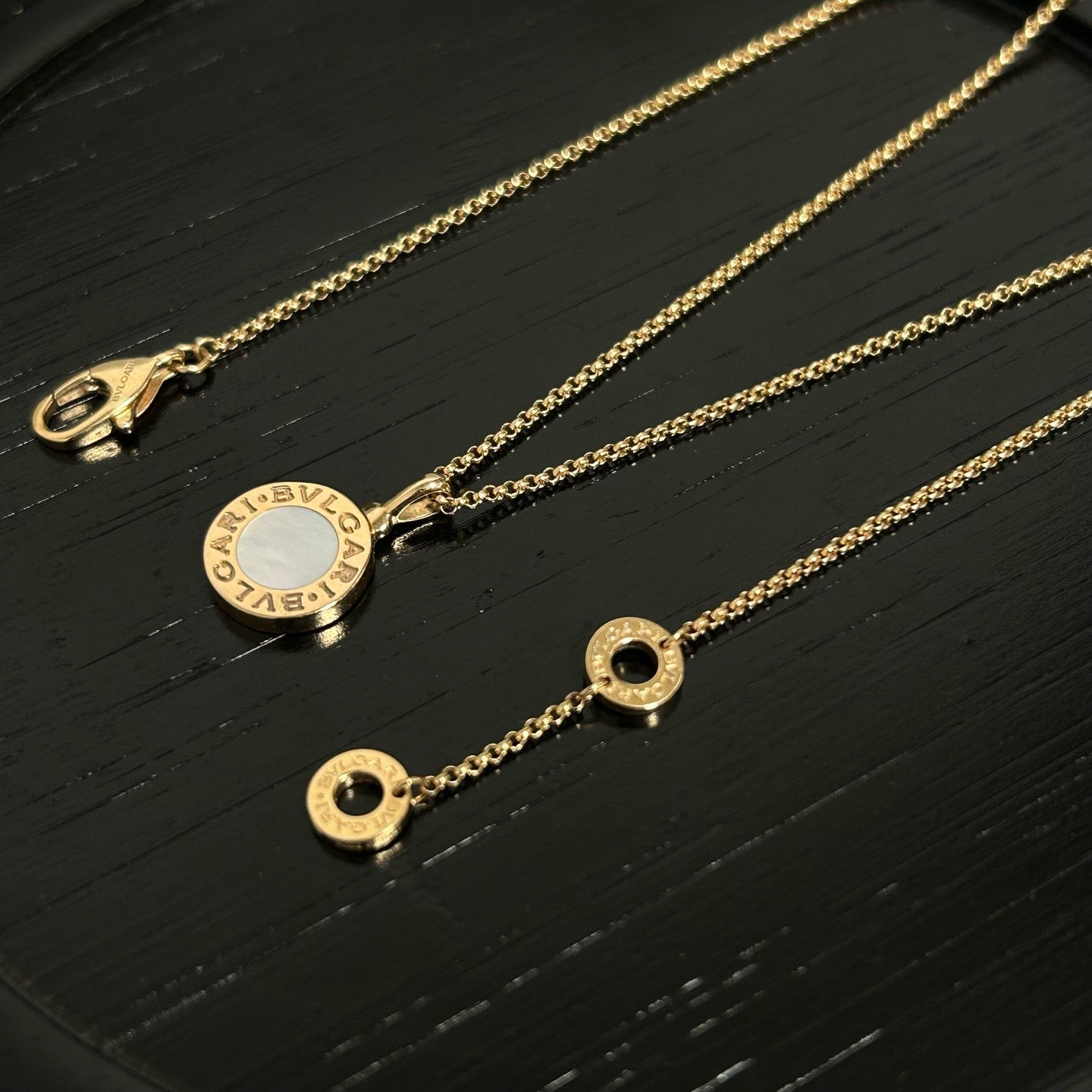 Bvlgari - Bvlgari Bvlgari - Yellow gold - White - (40)