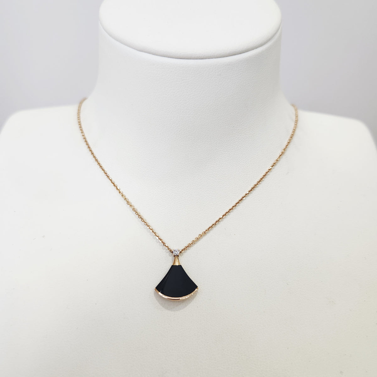 Bvlgari - Divas' Dream - 18K rose gold, diamonds and black onyx - Multicolour