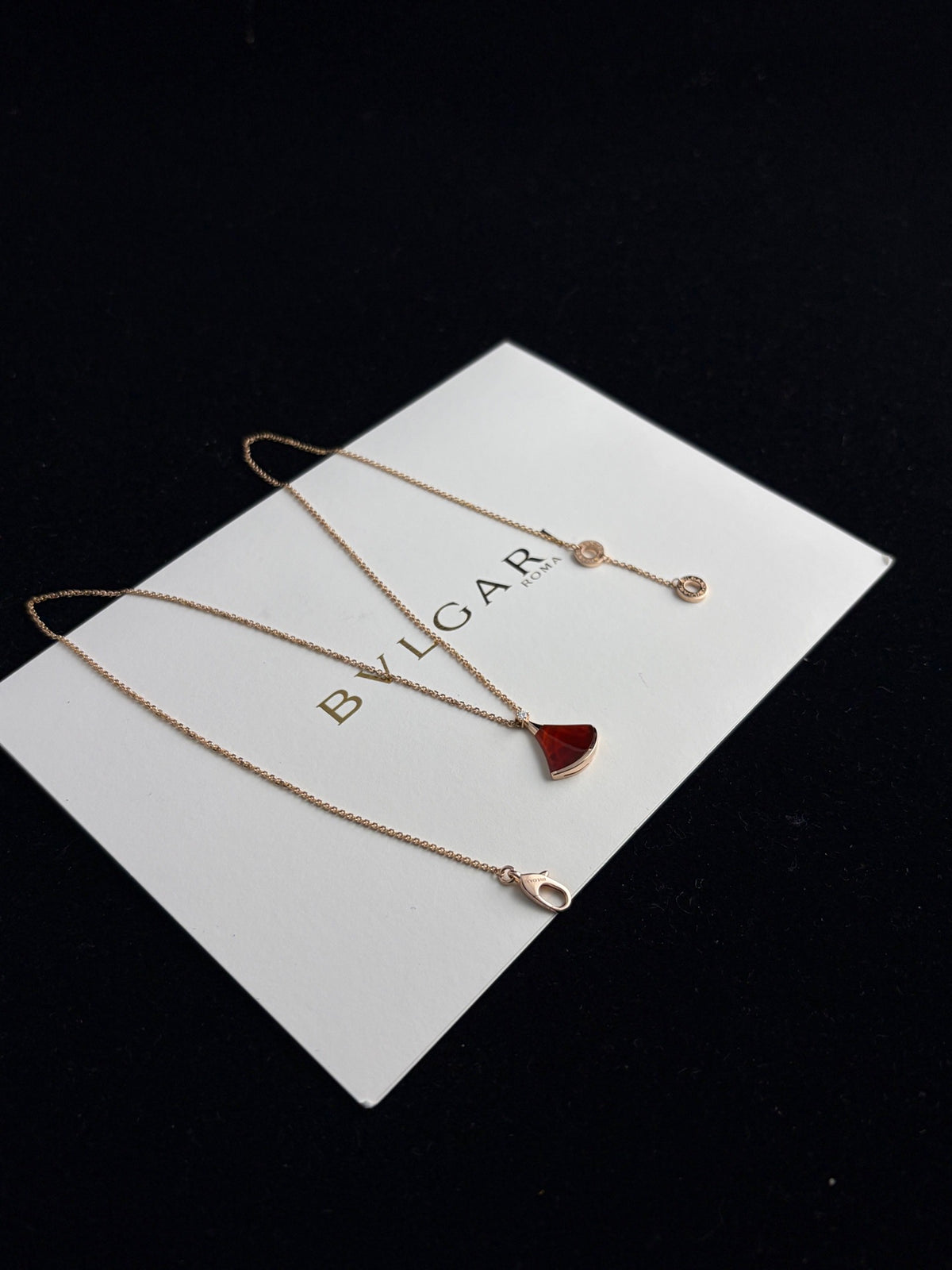 Bvlgari - Divas' Dream Small - 18K rose gold, carnelian and brilliant-cut diamond - Red - (Small)