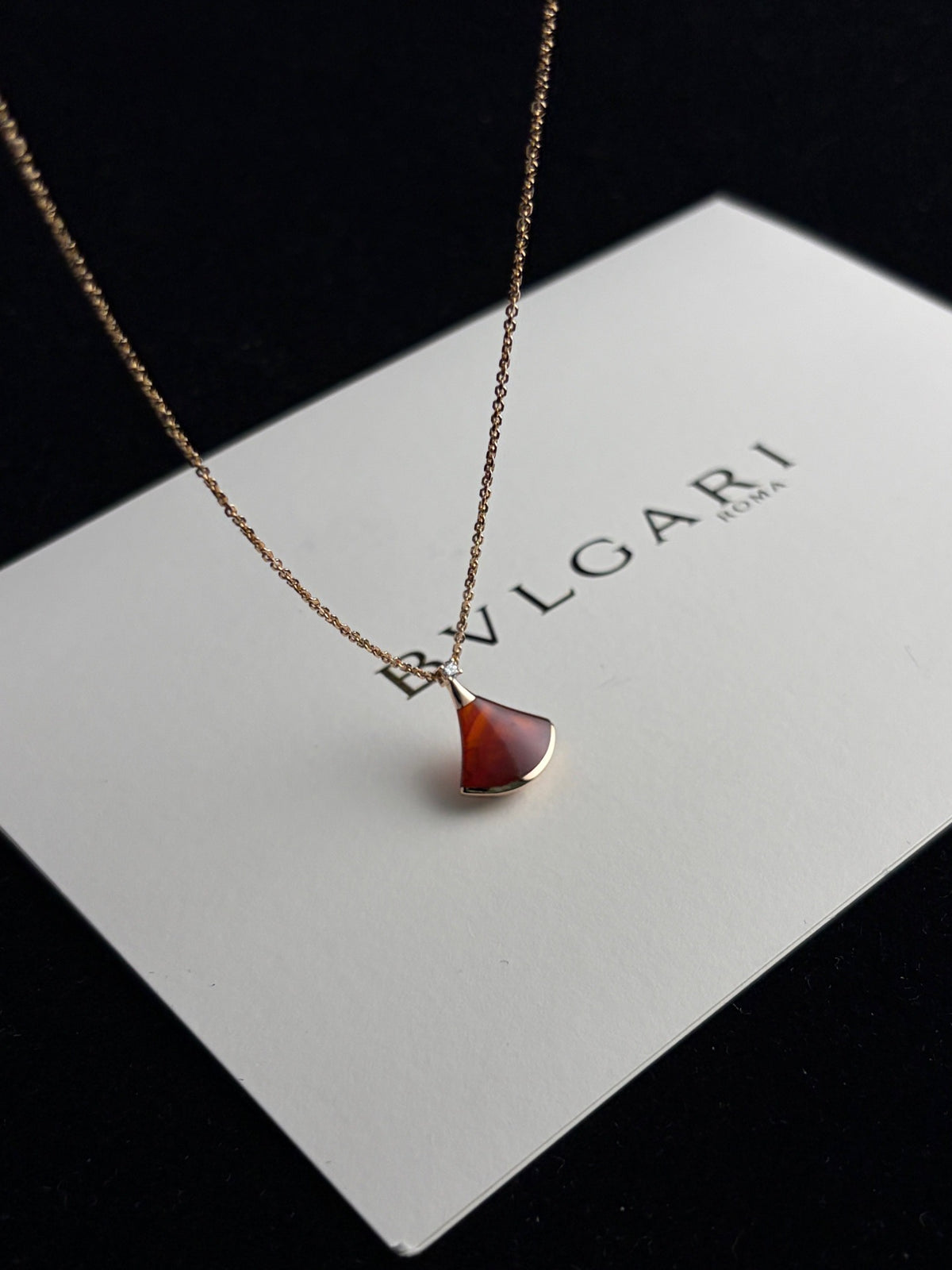 Bvlgari - Divas' Dream Small - 18K rose gold, carnelian and brilliant-cut diamond - Red - (Small)