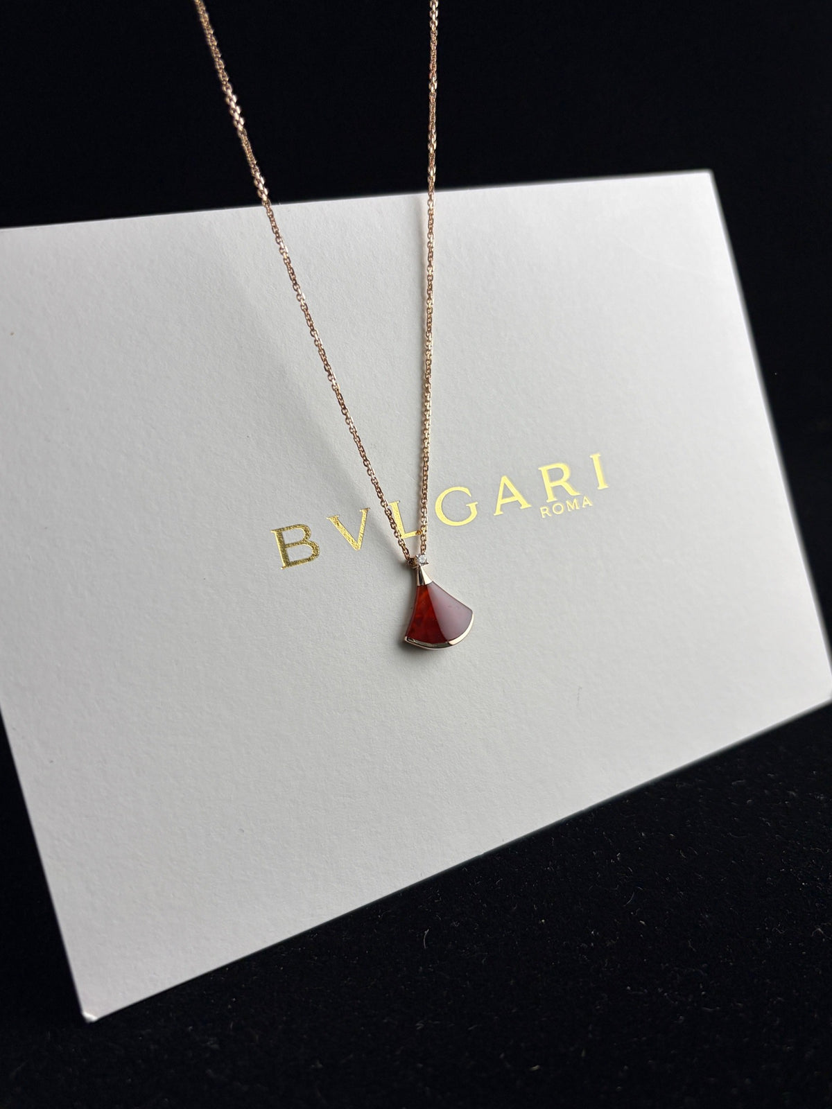 Bvlgari - Divas' Dream Small - 18K rose gold, carnelian and brilliant-cut diamond - Red - (Small)
