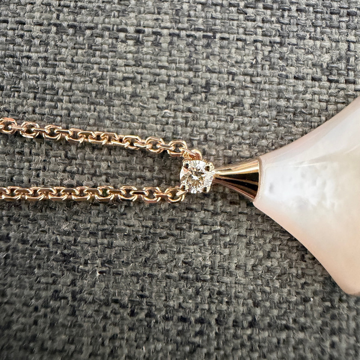 Bvlgari - Divas' Dream Small - 18k rose gold, white mother-of-pearl and diamond - Multicolour