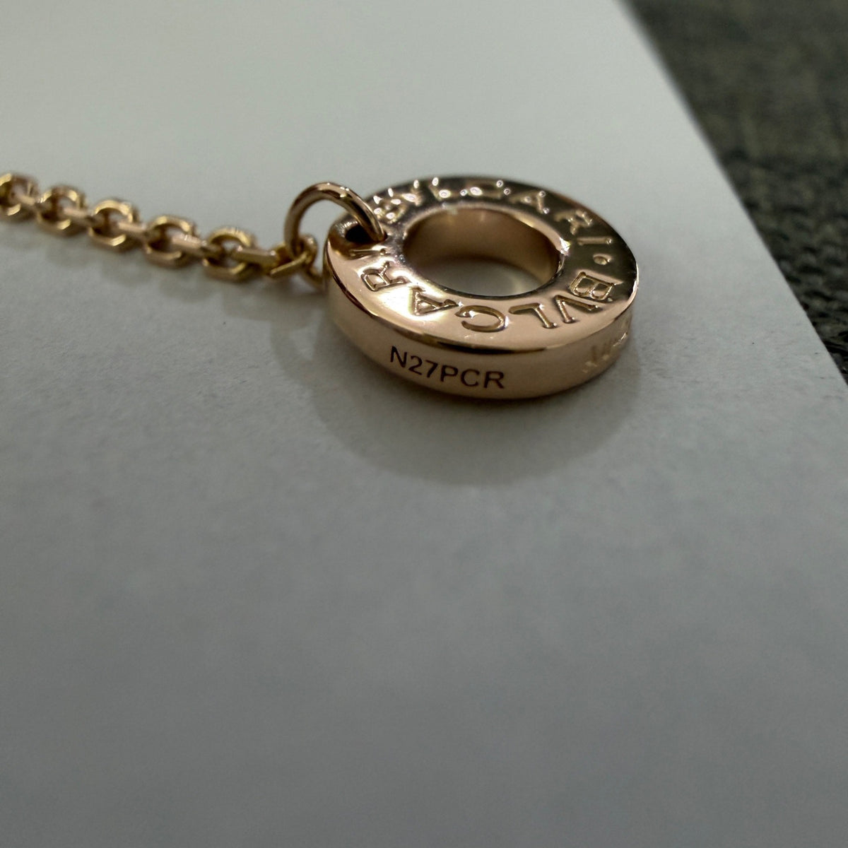 Bvlgari - Divas' Dream Small - 18k rose gold, white mother-of-pearl and diamond - Multicolour