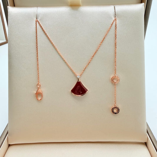 Bvlgari - Divas' Dream Small - 18k rose gold with carnelian and diamond - Red - (small)