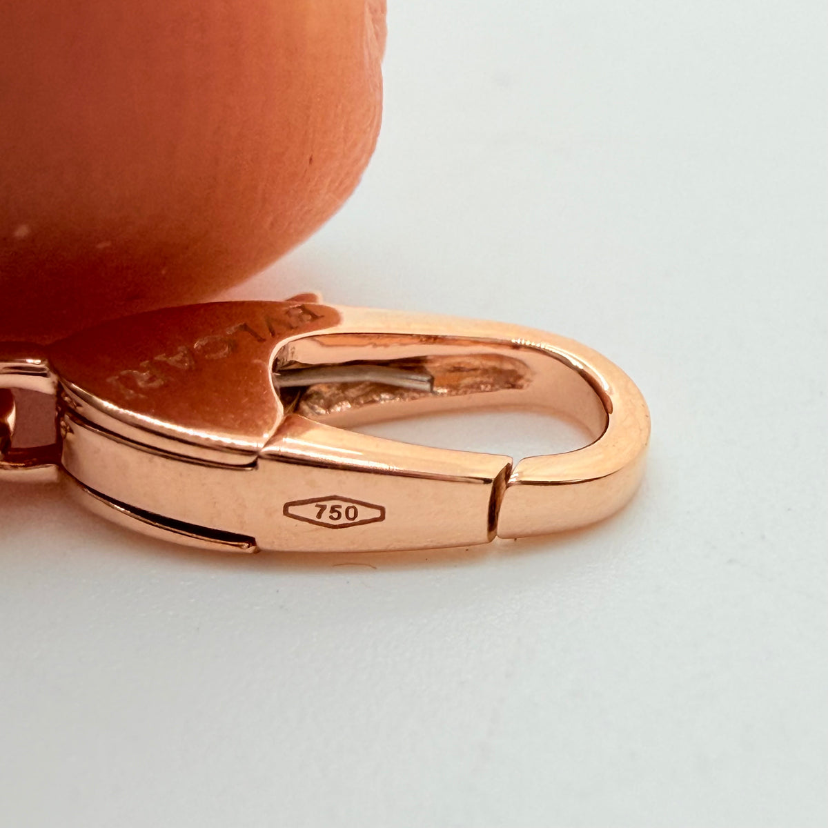 Bvlgari - Divas' Dream Small - 18k rose gold with carnelian and diamond - Red - (small)