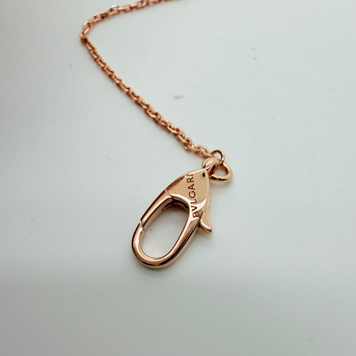 Bvlgari - Divas' Dream Small - 18k rose gold with carnelian and diamond - Red - (small)