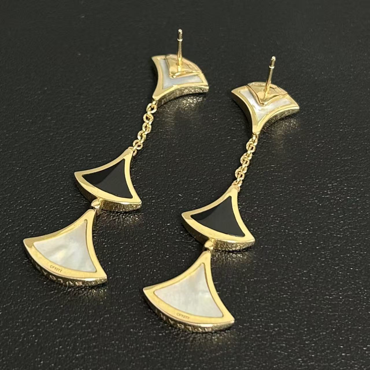 Bvlgari - Divas Dream - Yellow gold - Black