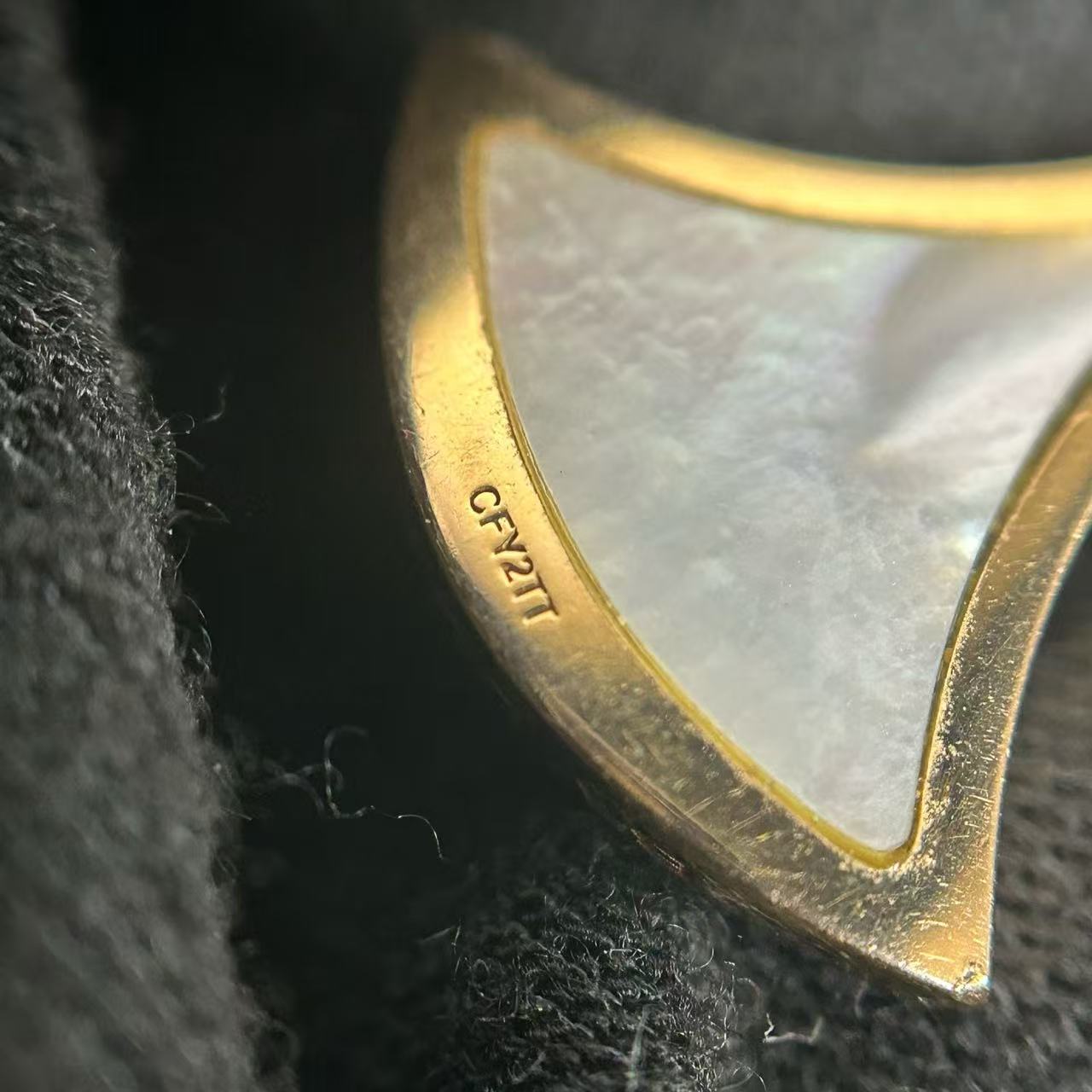 Bvlgari - Divas Dream - Yellow gold - Black