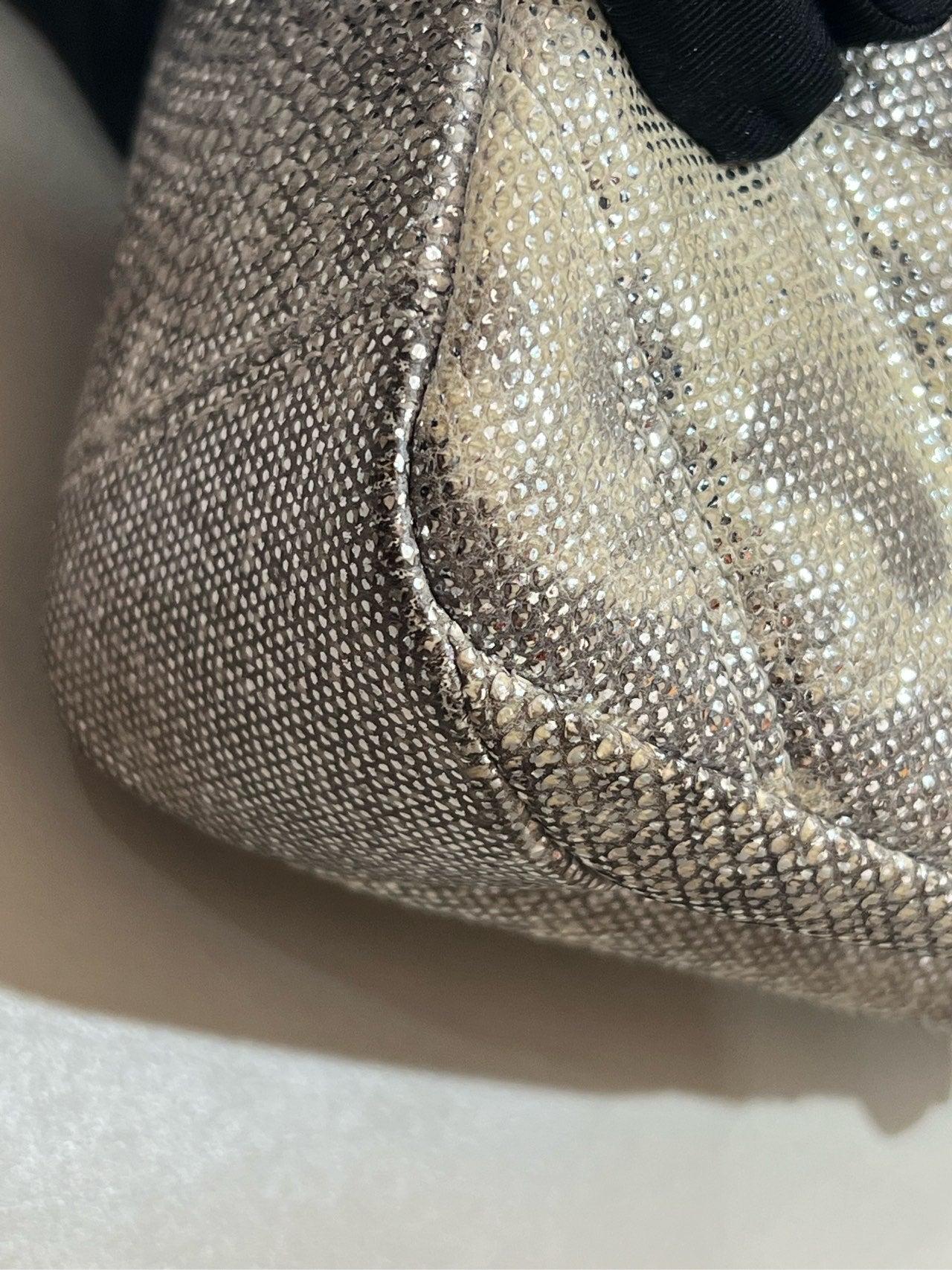 Bvlgari - Serpenti Cabochon - Exotic leathers - Water snake - Silver - (small)