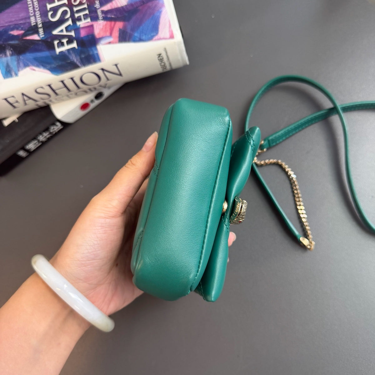 Bvlgari - Serpenti Cabochon - Leather - Green - (mini)