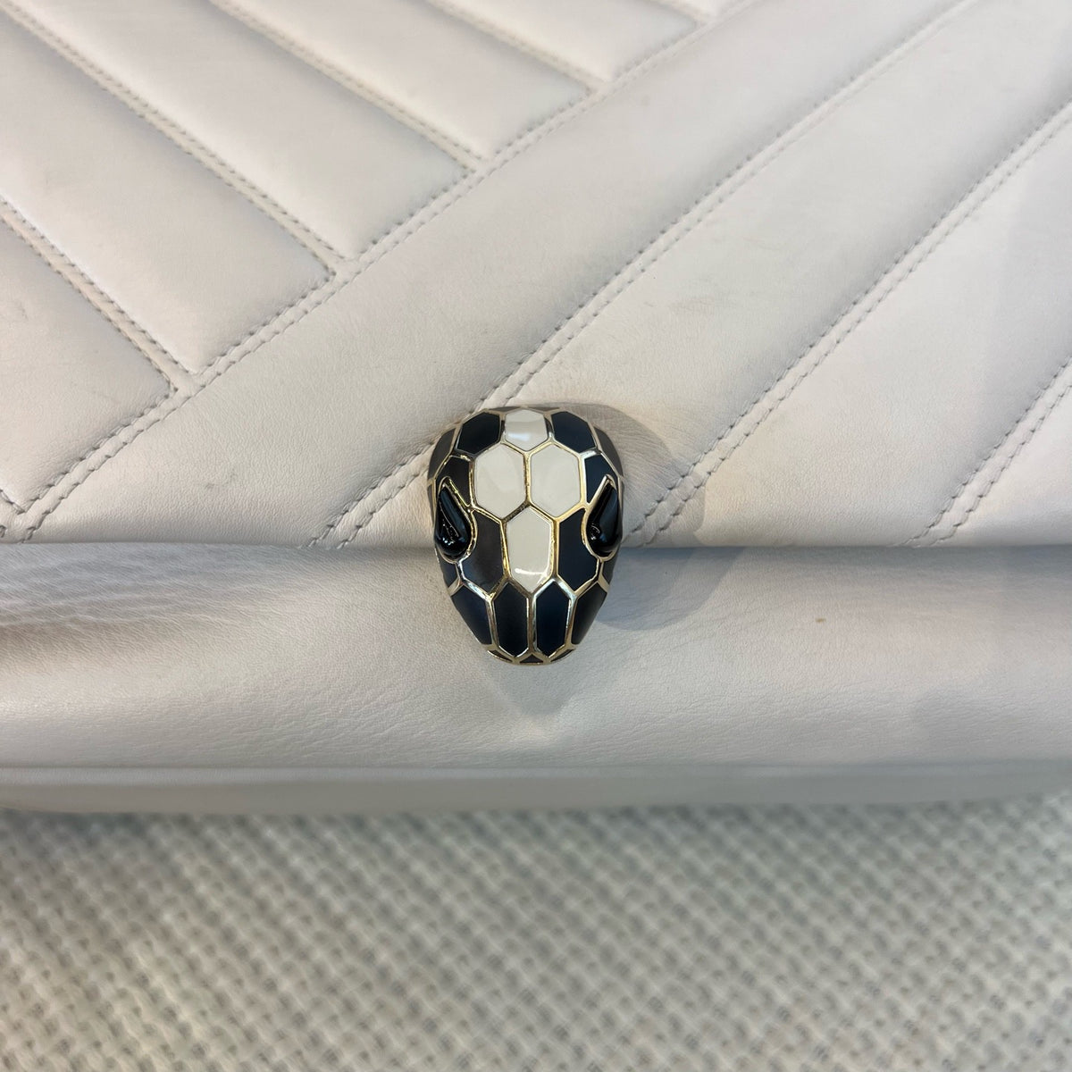 Bvlgari - Serpenti Cabochon - Leather - White - (small)