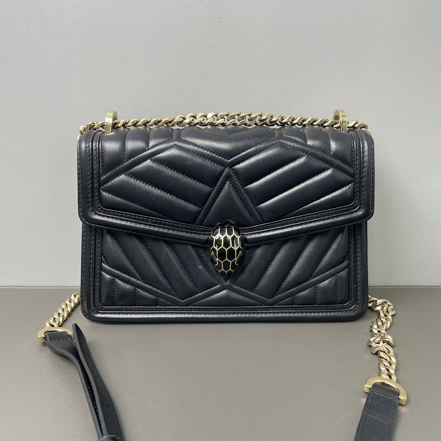 BVLGARI Serpenti Diamond Blast Leather Black - view 1