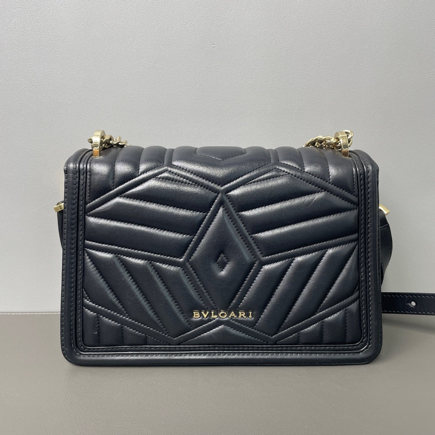 BVLGARI Serpenti Diamond Blast Leather Black - view 2