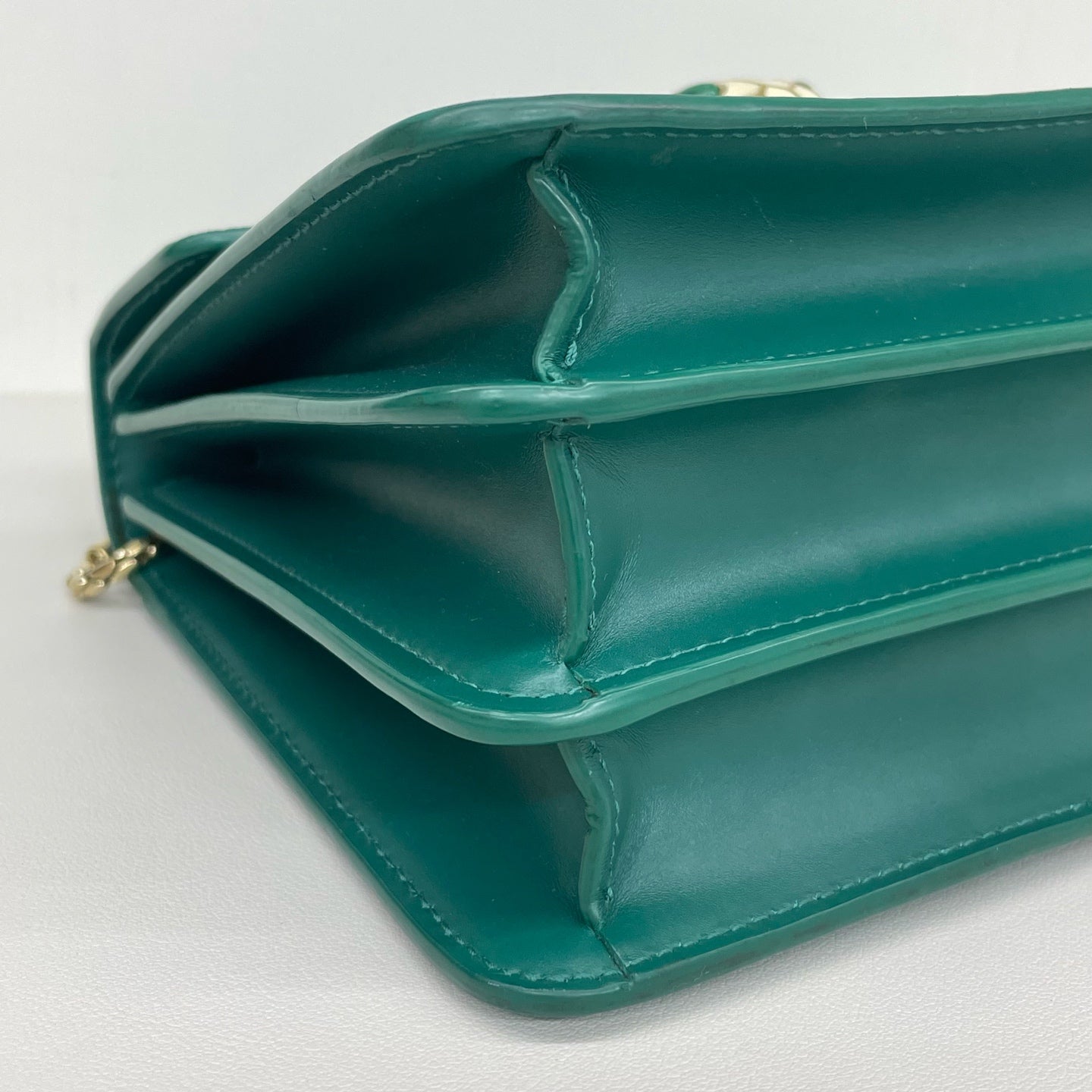 BVLGARI - Serpenti Forever Accordion Bag - Smooth calf leather with stingray leather flap - Emerald Green with Gold-Tone Hardware - (mini)