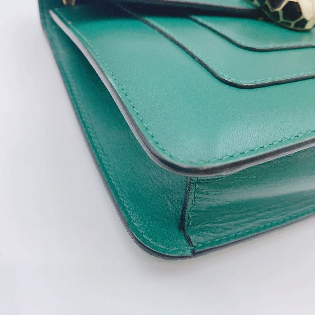 Bvlgari - Serpenti Forever Accordion Chain Bag - Calfskin leather - Green with Gold-Tone Hardware - (Small)