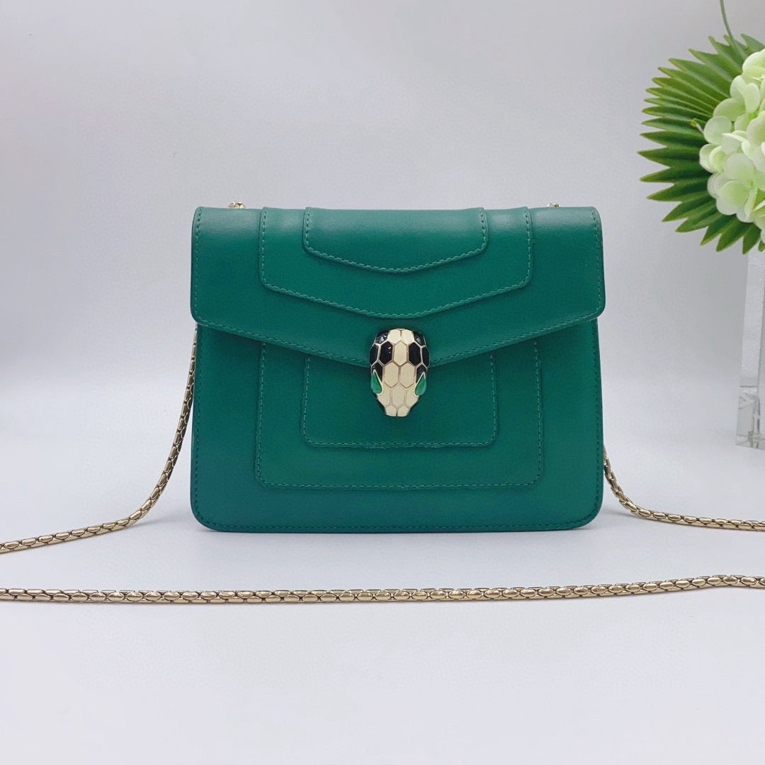Bvlgari - Serpenti Forever Accordion Chain Bag - Calfskin leather - Green with Gold-Tone Hardware - (Small)