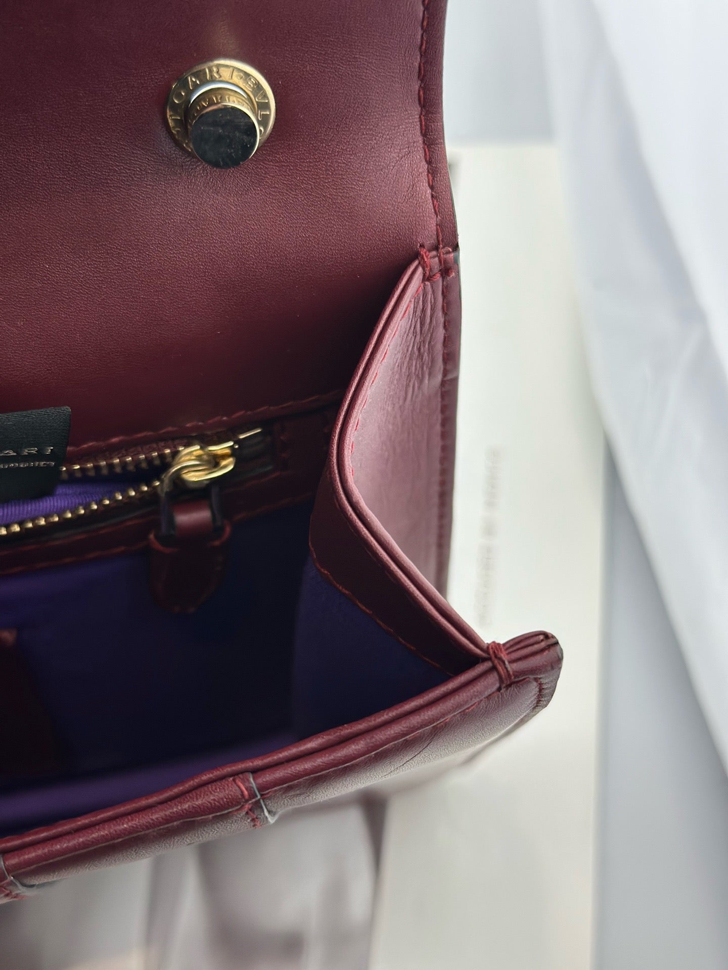 BVLGARI - Serpenti Forever - Calf leather - Burgundy with Gold-Tone Hardware - (large)