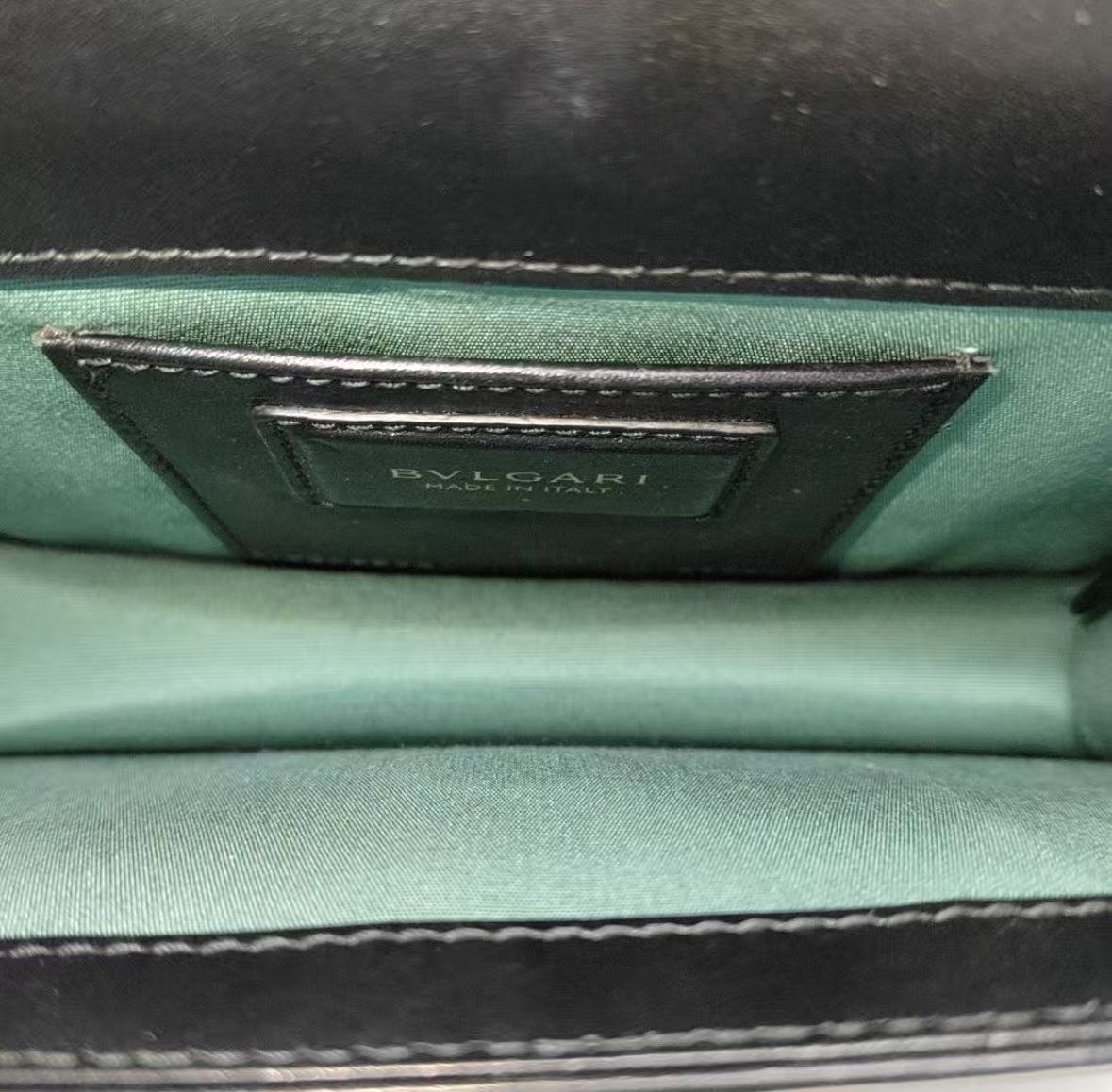 Bvlgari - Serpenti Forever - Calfskin leather - Black - (Small)