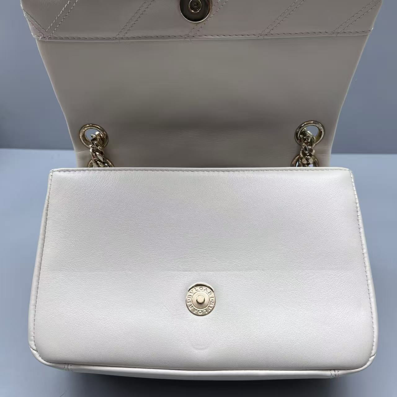 Bvlgari - Serpenti Forever - Calfskin leather - White - (Medium)