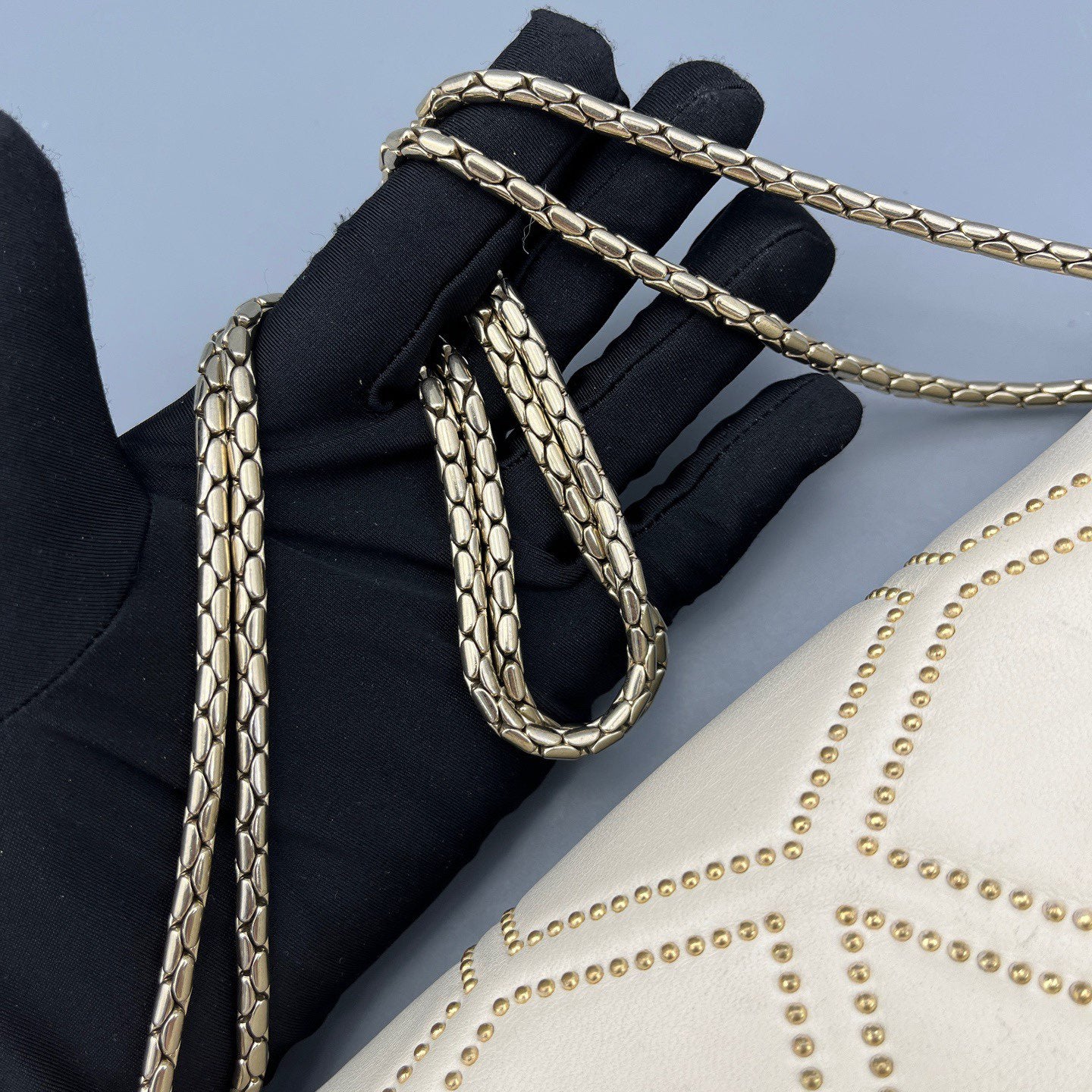 Bvlgari - Serpenti Forever Chain Bag - Calfskin leather - White - (medium)