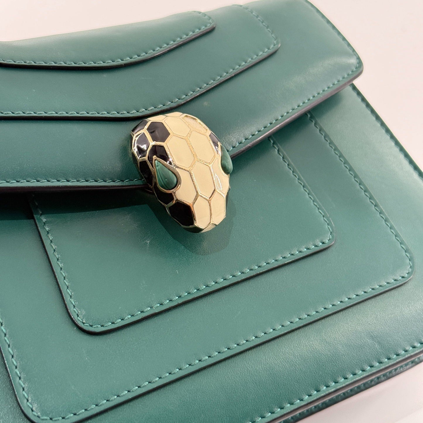 Bvlgari - Serpenti Forever Flap Bag - Smooth calf leather - Green - (Mini)