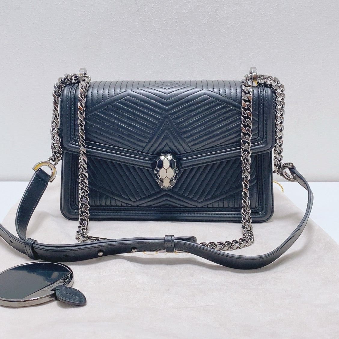 Bvlgari - Serpenti Forever - Leather - Black - (medium)