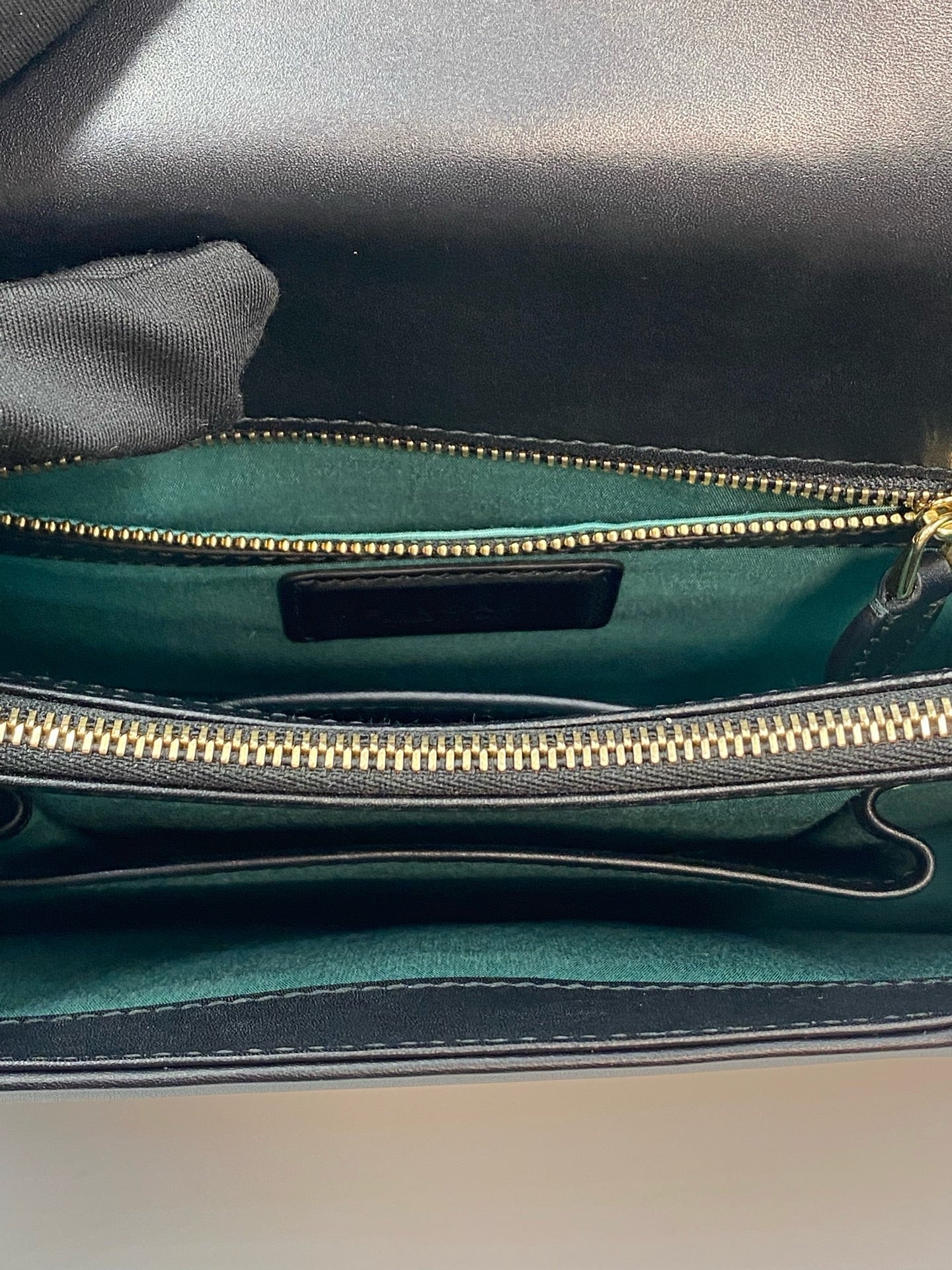 Bvlgari - Serpenti Forever - Leather - Black - (medium)