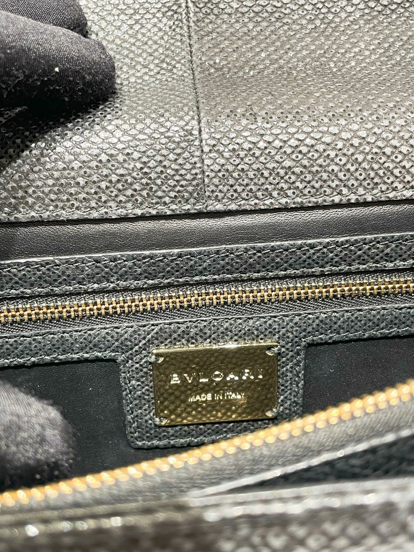 Bvlgari - Serpenti Forever - Leather - Black - (medium)