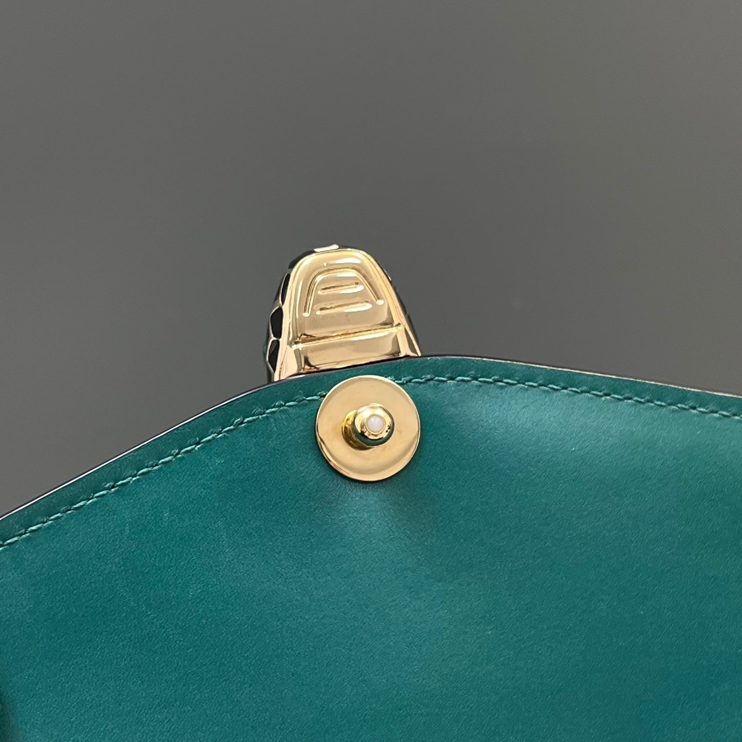 Bvlgari - Serpenti Forever - Leather - Green - (mini)