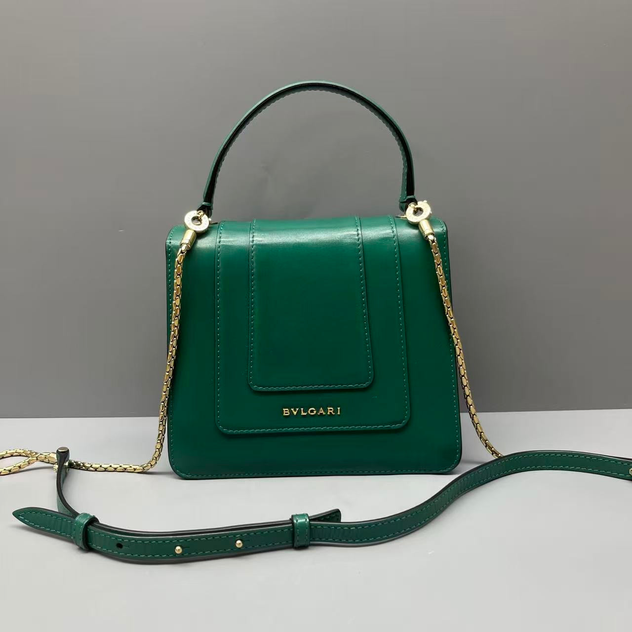 Bvlgari - Serpenti Forever - Leather - Green with Gold-Tone Hardware - (mini)