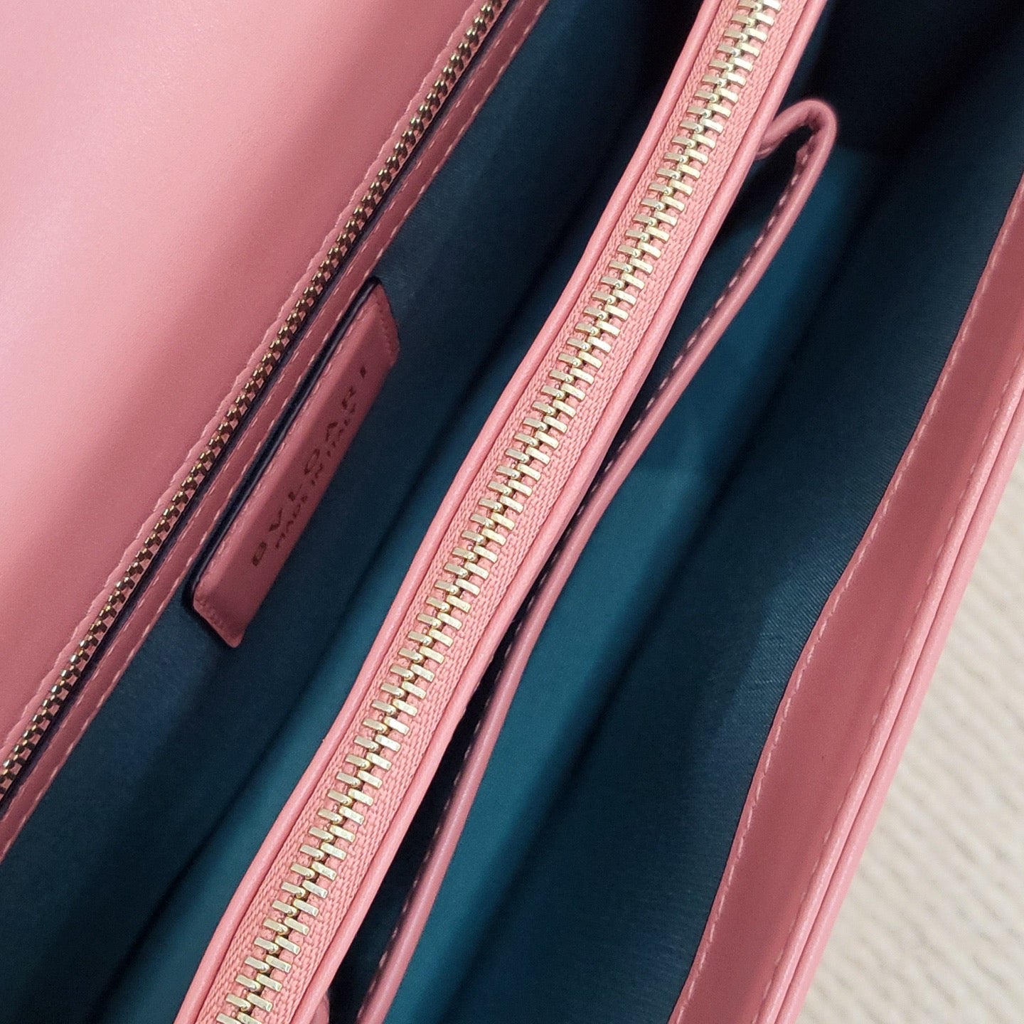 Bvlgari - Serpenti Forever - Leather - Pink - (medium)