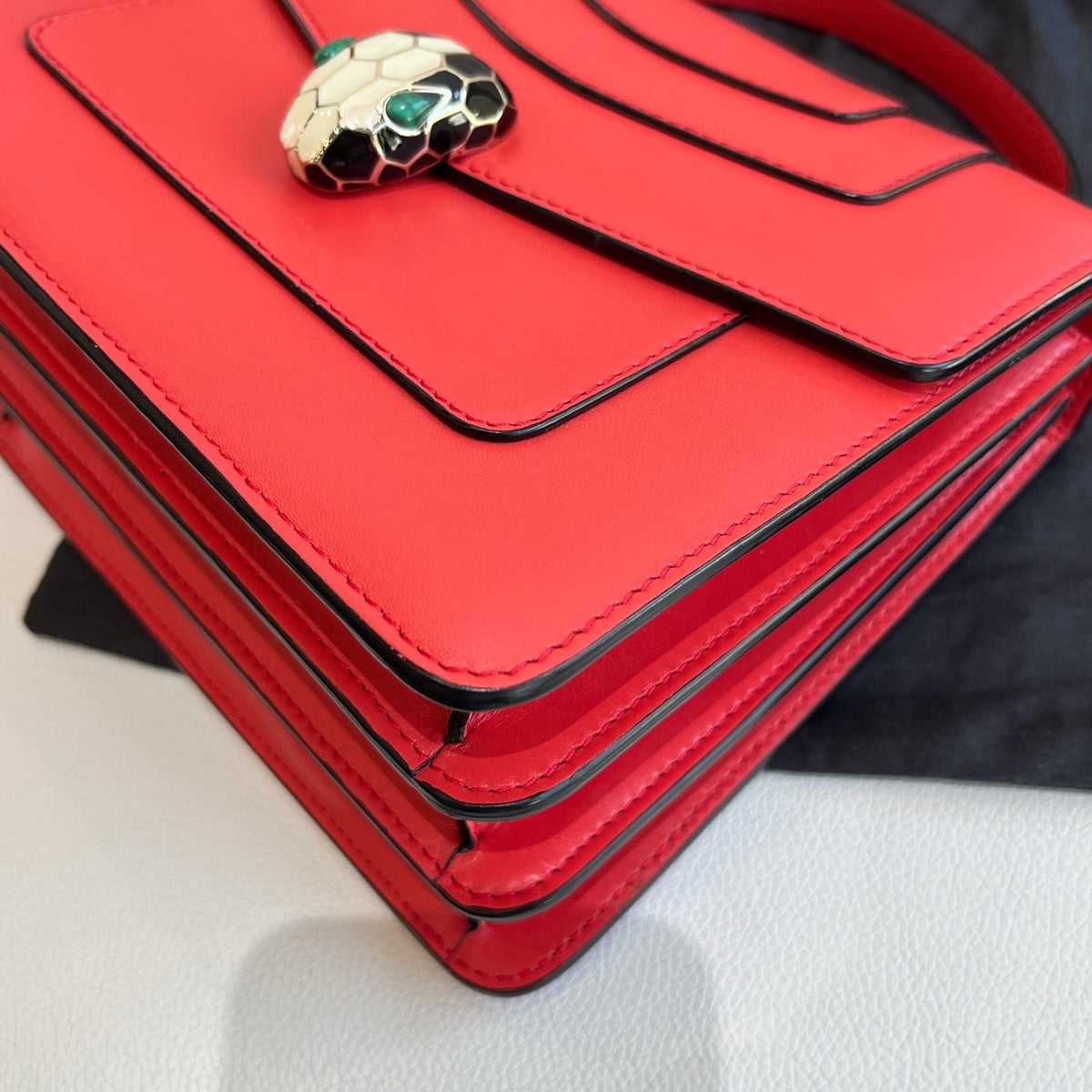 Bvlgari - Serpenti Forever - Leather - Red - (Small)
