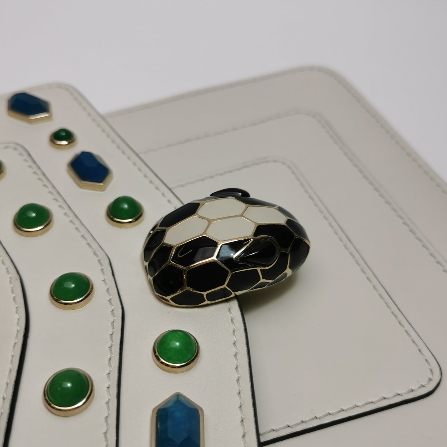 Bvlgari - Serpenti Forever - Leather - White - (mini)
