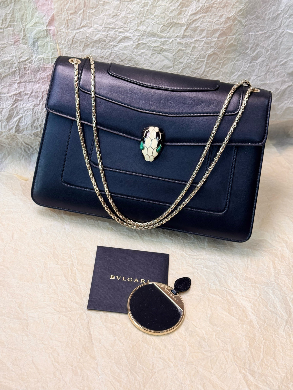 Bvlgari - Serpenti Forever Medium - Leather - Black - (medium)