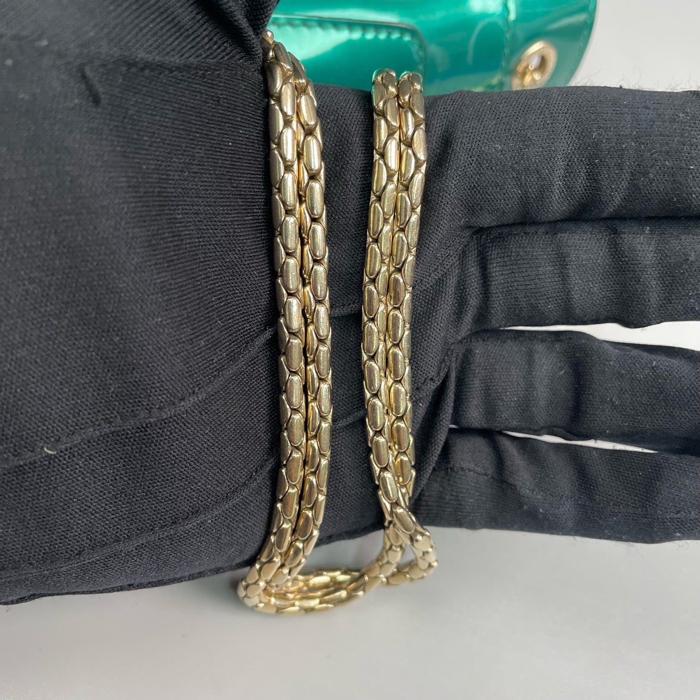 Bvlgari - Serpenti Forever - Patent leather - Emerald Green with Gold-Tone Hardware - (medium)