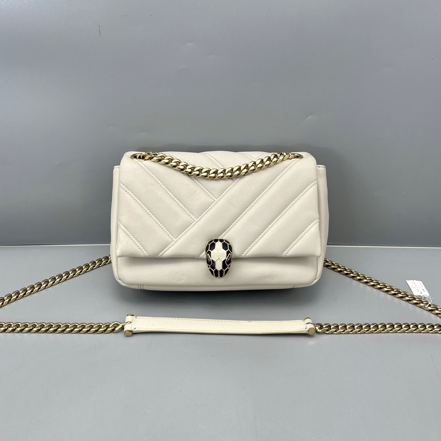 Bvlgari - Serpenti Forever Quilted Shoulder Bag - Leather - White - (mini)