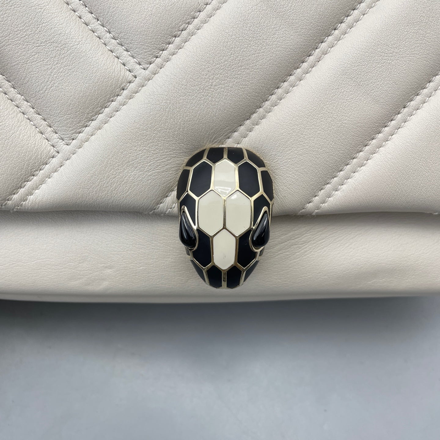 Bvlgari - Serpenti Forever Quilted Shoulder Bag - Leather - White - (mini)
