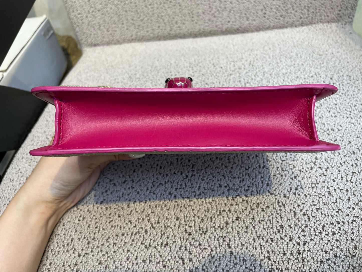 Bvlgari - Serpenti Forever Riviera Limited Edition Gradient Chain Bag - Stingray leather - Multicolour (Pink and Green Gradient) - (Small)