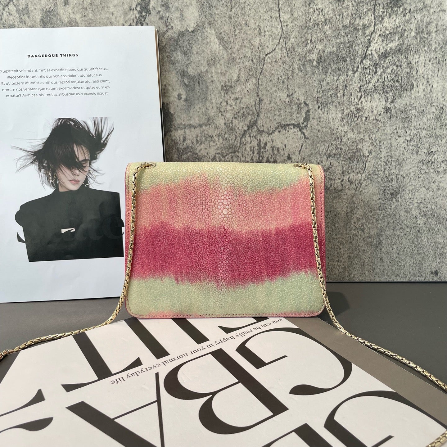 Bvlgari - Serpenti Forever Riviera Limited Edition Gradient Chain Bag - Stingray leather - Multicolour (Pink and Green Gradient) - (Small)