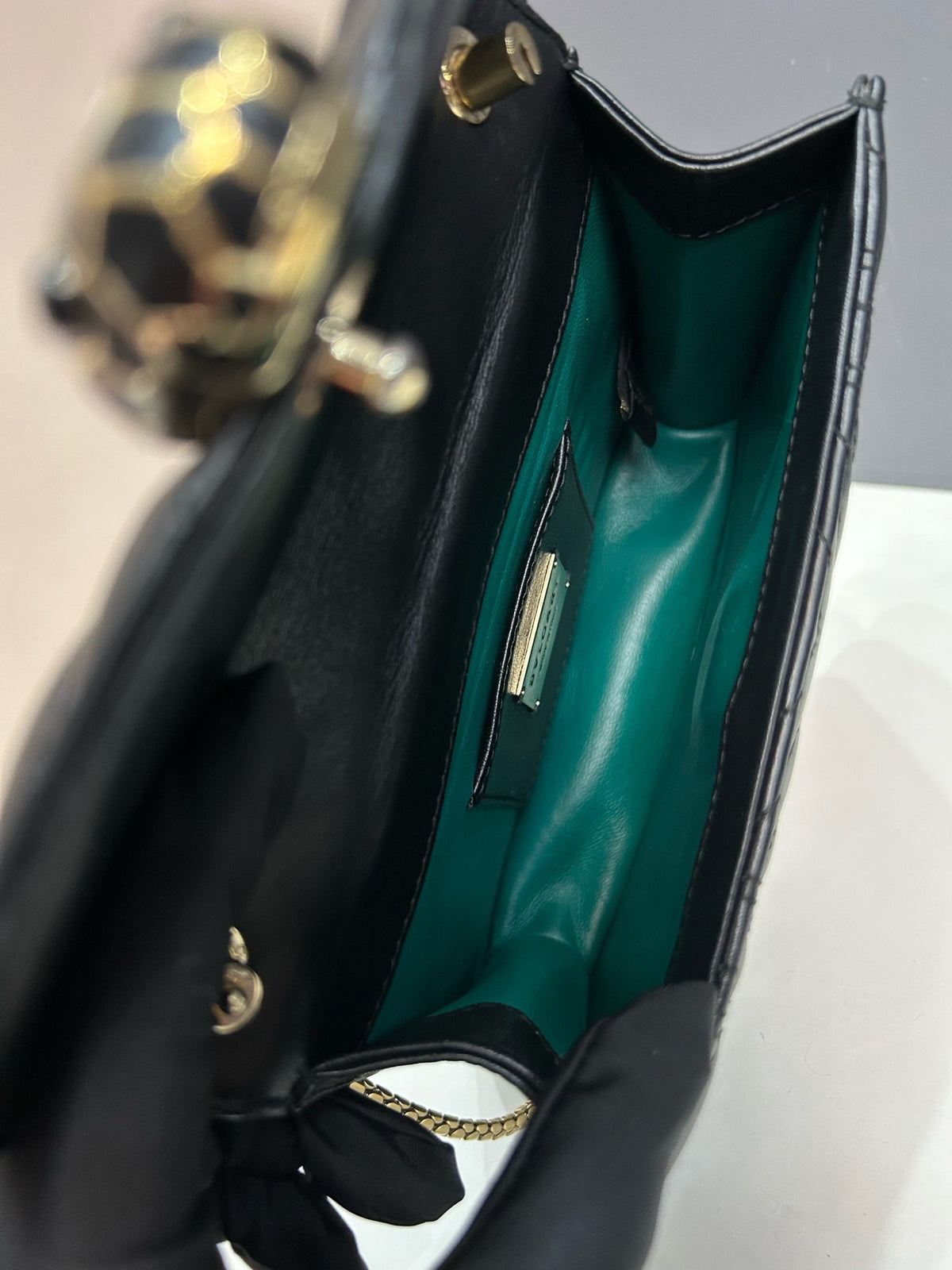 Bvlgari - Serpenti Forever Small - Leather - Black - (Small)