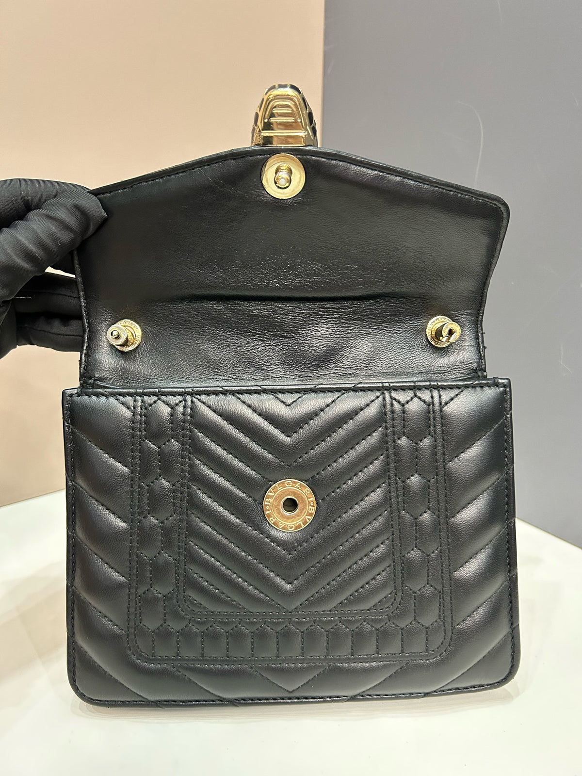 Bvlgari - Serpenti Forever Small - Leather - Black - (Small)