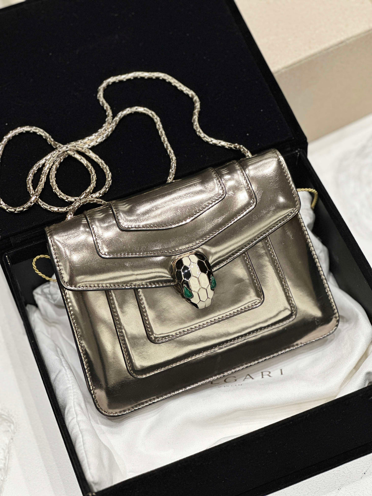 Bvlgari - Serpenti Forever Small - Patent leather - Gold - (small)