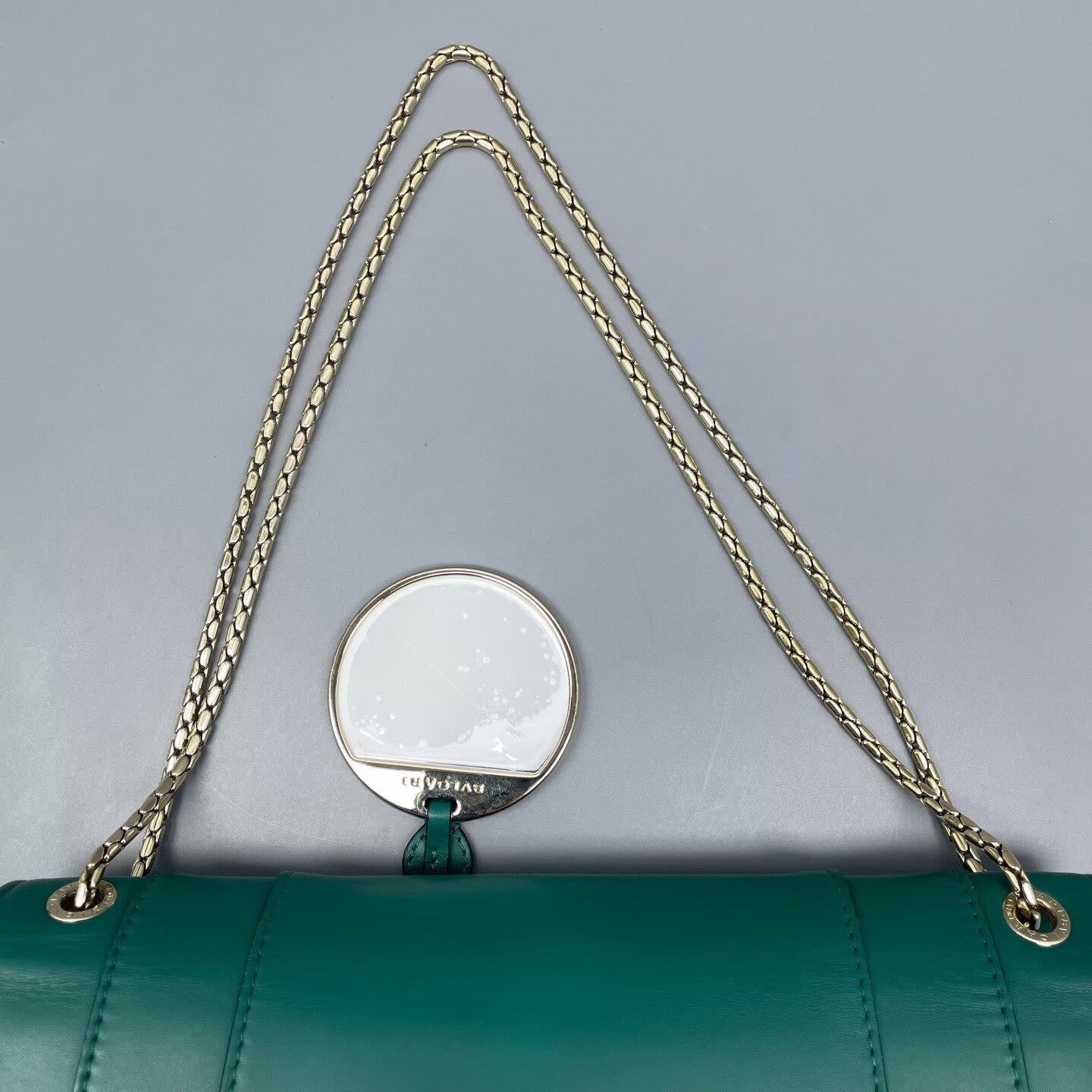 Bvlgari - Serpenti Forever - Smooth calfskin leather - Green with Gold-Tone Hardware - (Medium)