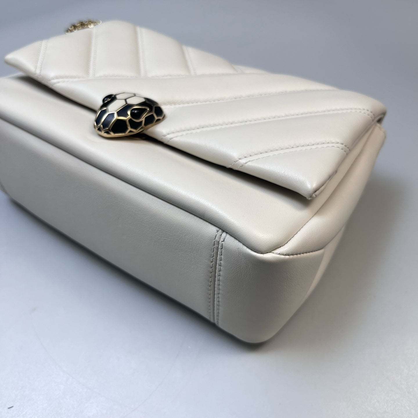 Bvlgari - Serpenti - Leather - Beige - (small)