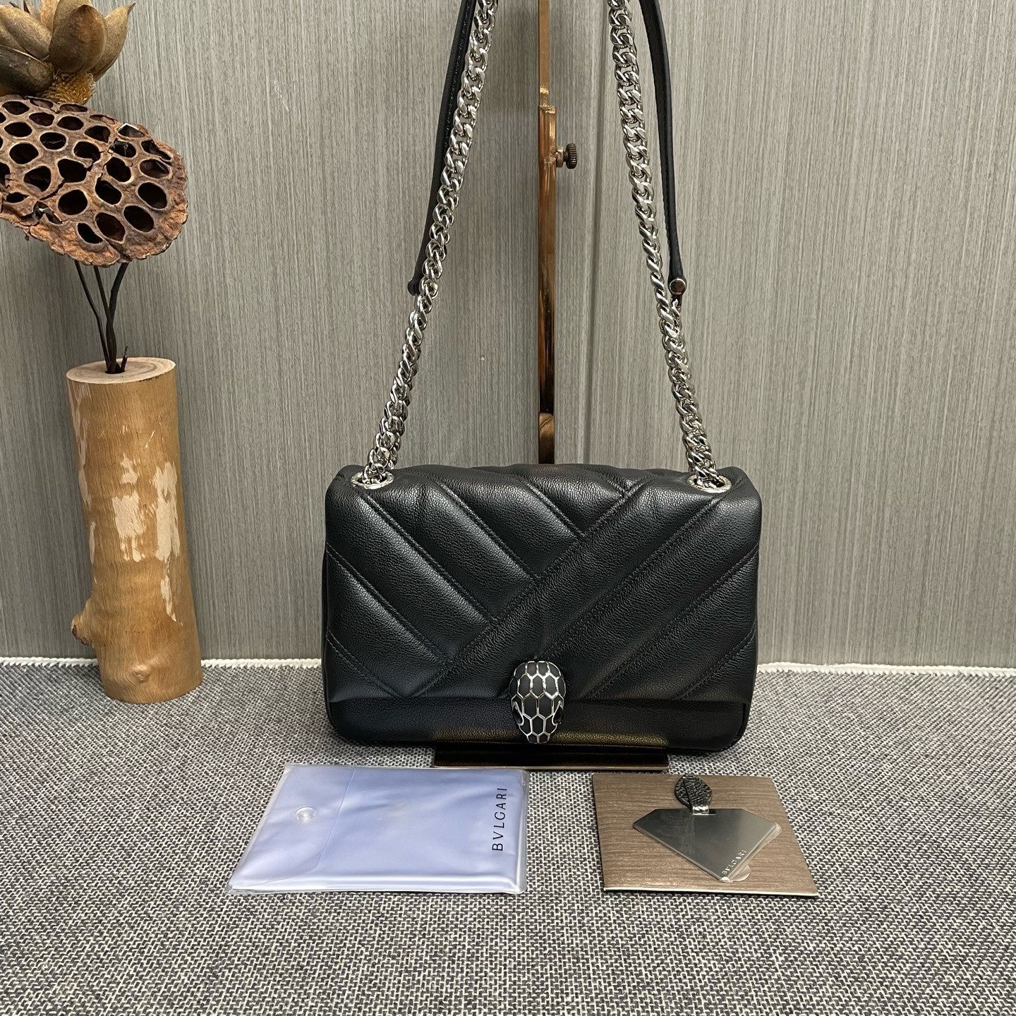 Bvlgari - Serpenti - Leather - Black - (Small)