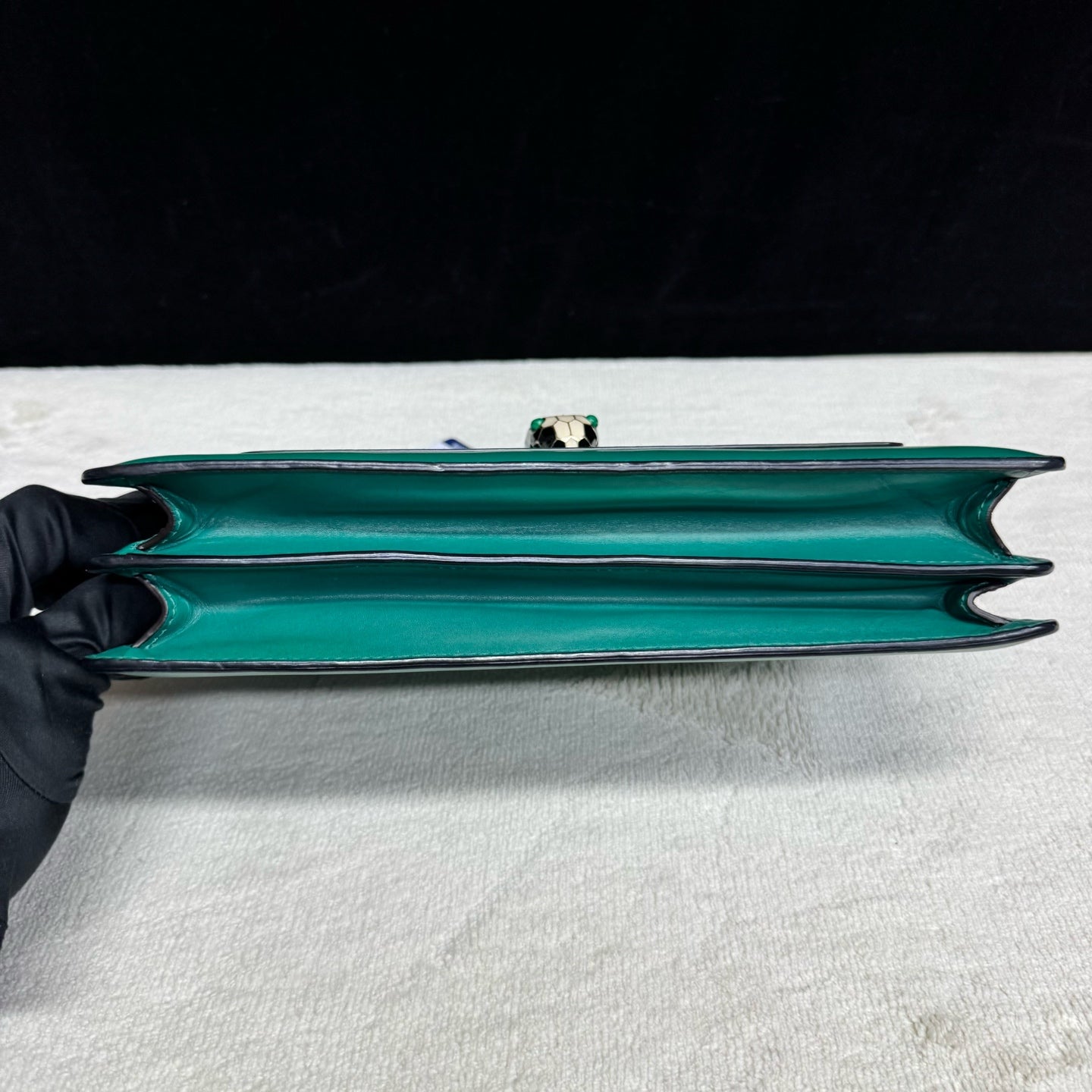 Bvlgari - Serpenti - Leather - Green - (Medium)