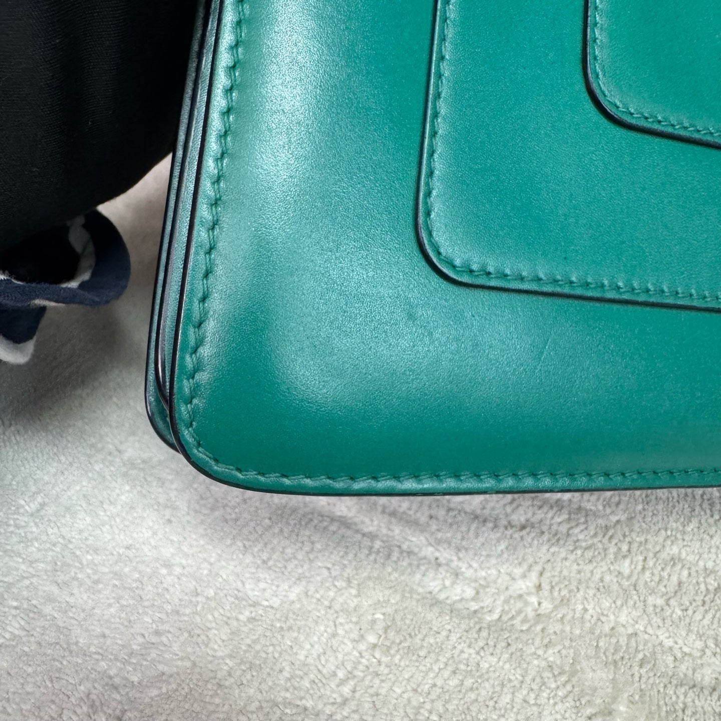 Bvlgari - Serpenti - Leather - Green - (Medium)