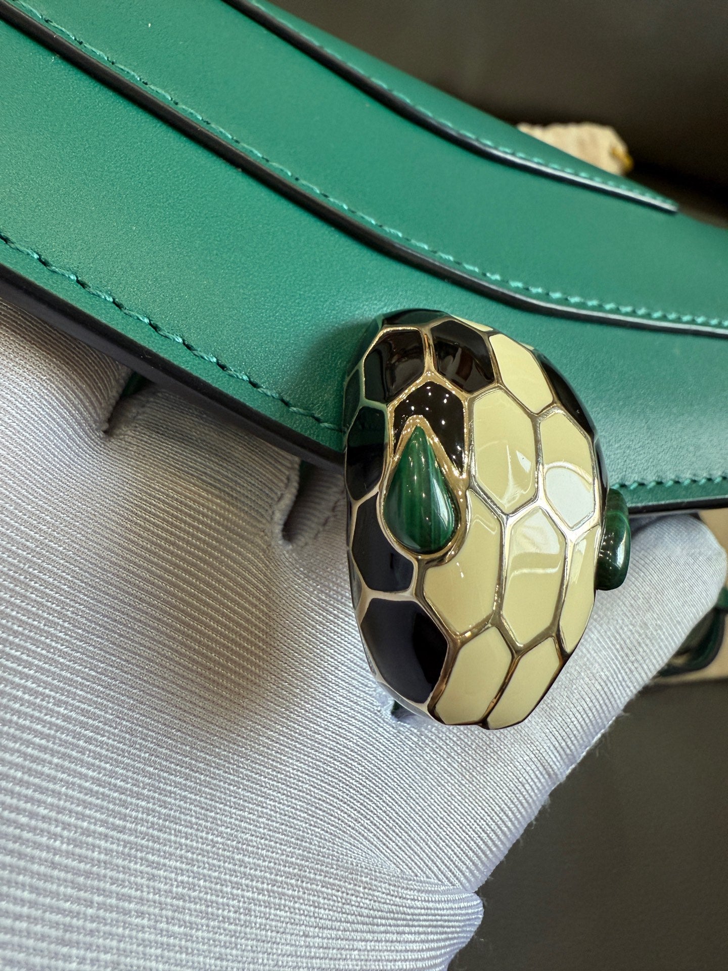 Bvlgari - Serpenti - Leather - Green - (small)