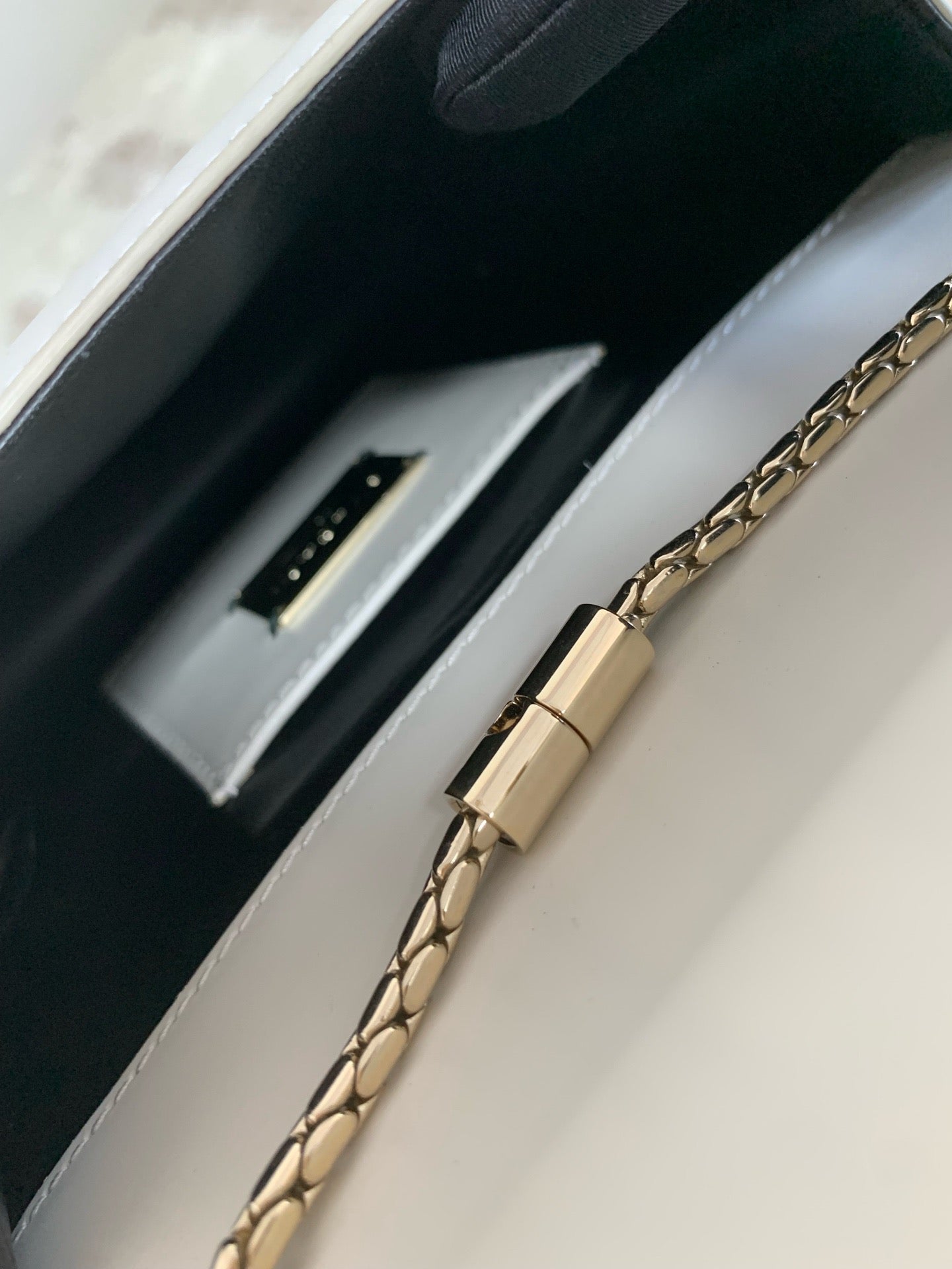 Bvlgari - Serpenti - Leather - White - (mini)