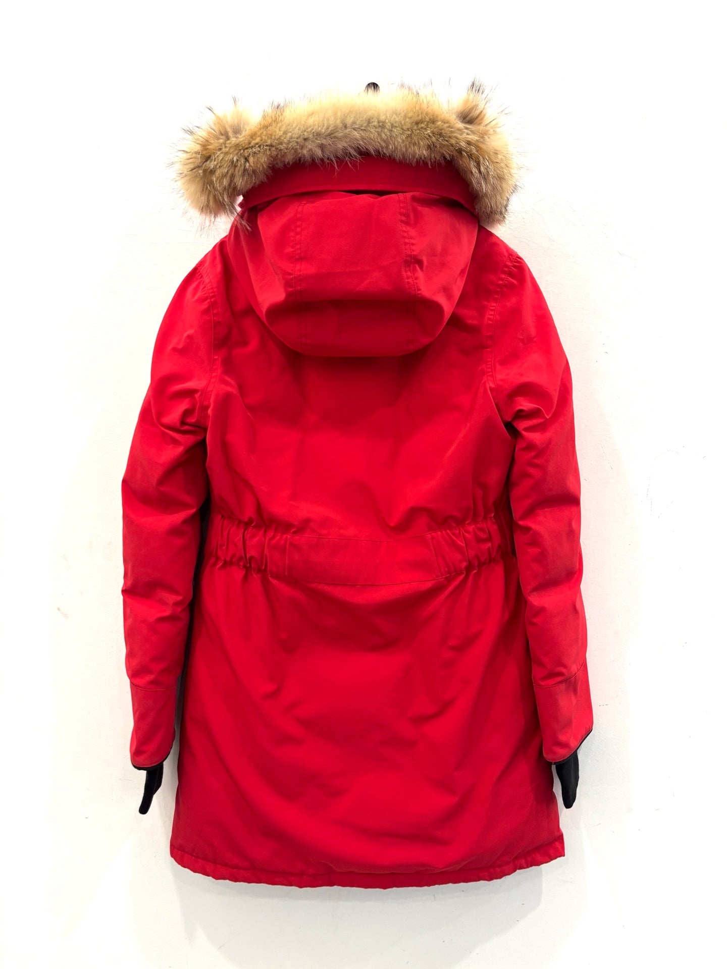 Canada Goose - Trillium - Polyester blend with down fill and coyote fur trim - Red - (XS)